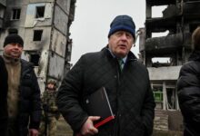Photo of Борис Джонсон снова приехал в Украину. Он встретился с Зеленским и посетил Бучу и Бородянку