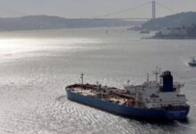 Photo of США уговорили союзников пока не ужесточать нефтяные санкции против России