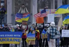 Photo of Скандал в Белом доме: республиканцы поддержали Трампа в споре с Зеленским; в США идут проукраинские демонстрации
