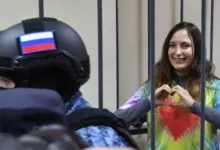 Photo of Послание от Саши: политзаключенная за антивоенные ценники