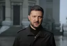 Photo of «Либо потеря достоинства, либо потеря ключевого партнера». Зеленский в обращении к нации ответил на «мирный план» США
