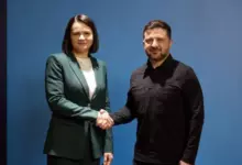 Photo of Тихановская встретилась с Зеленским в Киеве, на войне в Украине погиб разгонявший протесты ОМОНовец. Главное в Беларуси за неделю