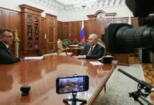 Photo of «Ущерб есть». Путин об атаках Украины, дефиците бензина, договоренностях Анкориджа и заявлениях Лукашенко — главное из интервью Зарубину