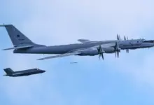 Photo of Британия заявила, что российский Ту-142 совершал опасные маневры около ее авианосца в Норвежском море