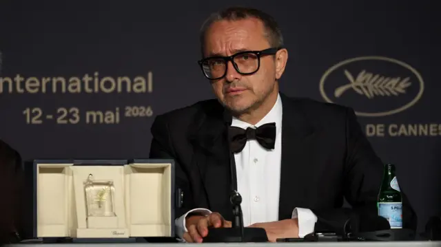 Photo of Кинорежиссер Андрей Звягинцев объявлен в России «иноагентом». На церемонии в Каннах он требовал от Путина прекратить войну