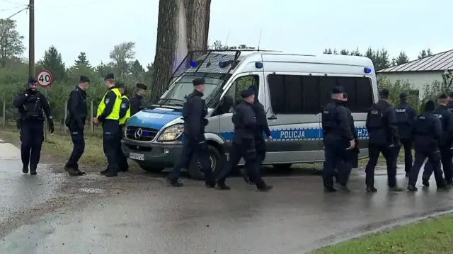 Photo of Польша заявила о диверсии против станции Starlink; Дания предупредила о расширении гибридной войны со стороны России